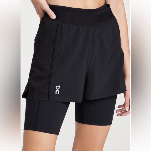 On Cloud On Running Active Shorts Size Small - Picture 4 of 10
